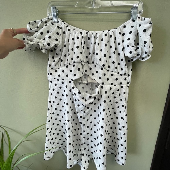 Adorable romper - Picture 5 of 5